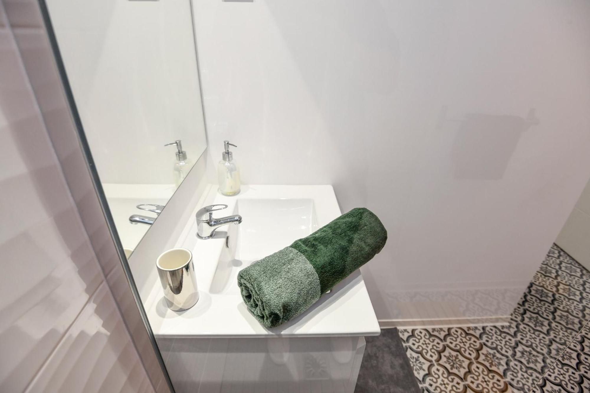 Studio Magda - Fibre Et Tv - Calme Et Confortable Сен-Кантен Екстериор снимка